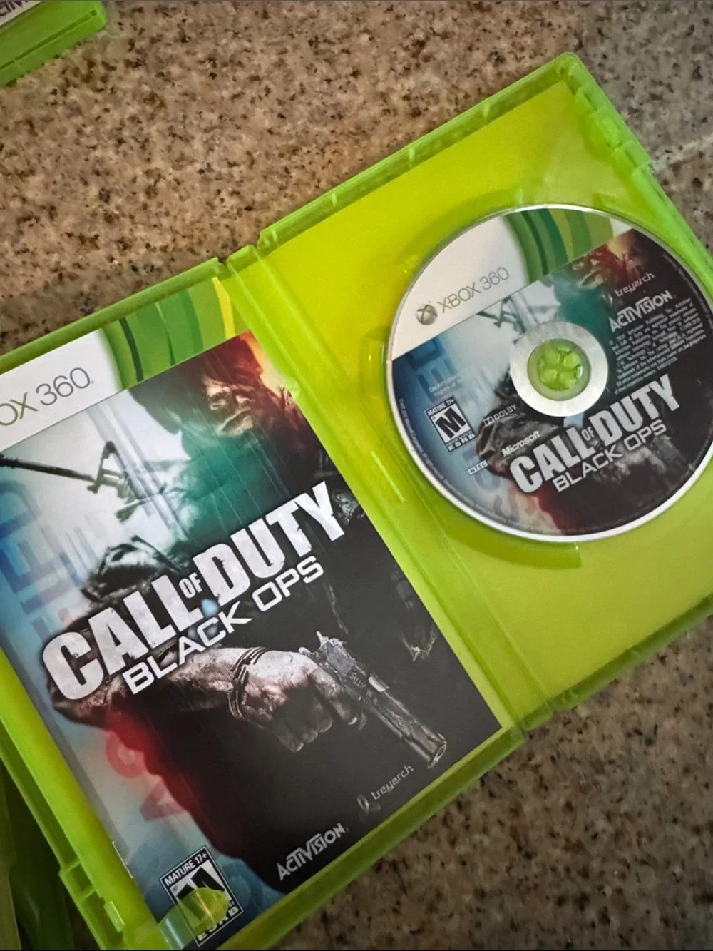 Call of Duty Xbox 360 Game Bundle - Green Cases